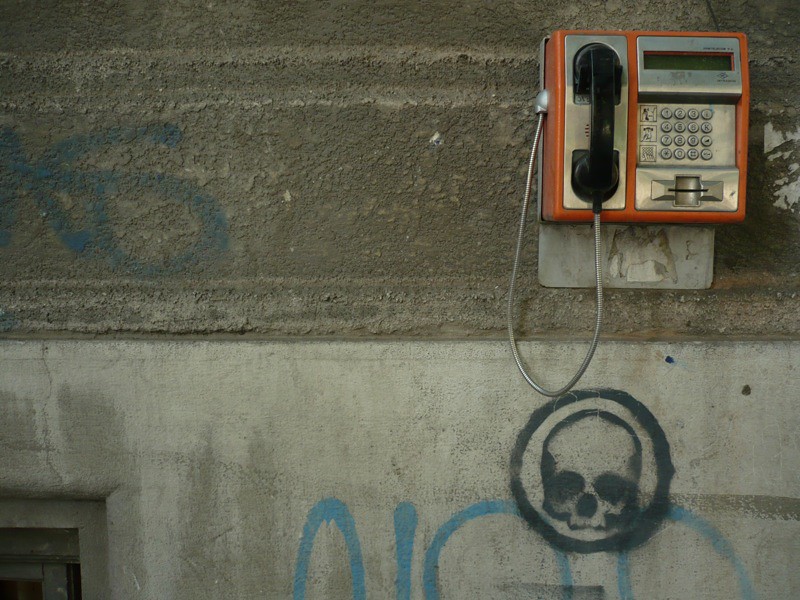Dead Phone
