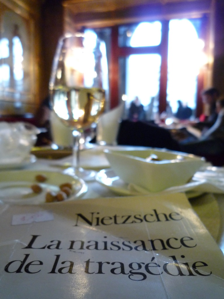 La naissance de la tragédie @ café florian