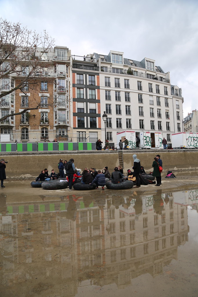 La Chambre à Air sort du Chômage #1 REFAIS TON LIT AU FOND DU CANAL SAINT MARTIN