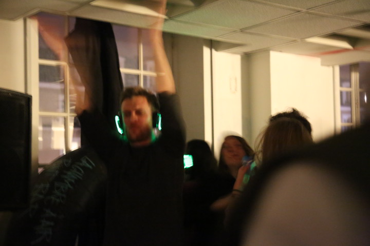 RADIO23