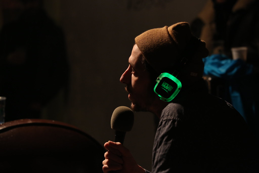 RADIO23