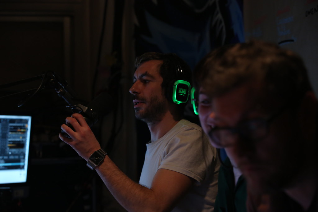RADIO23
