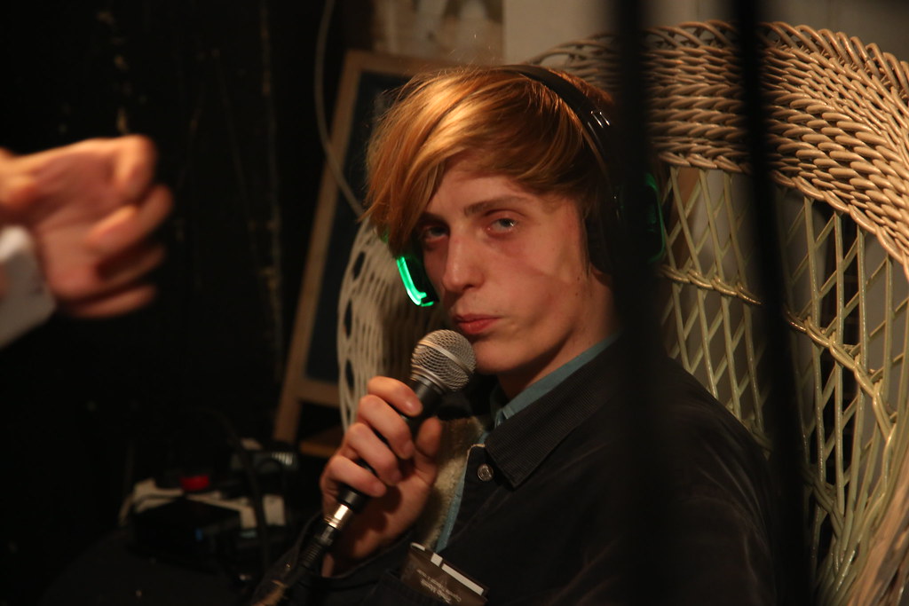 RADIO23