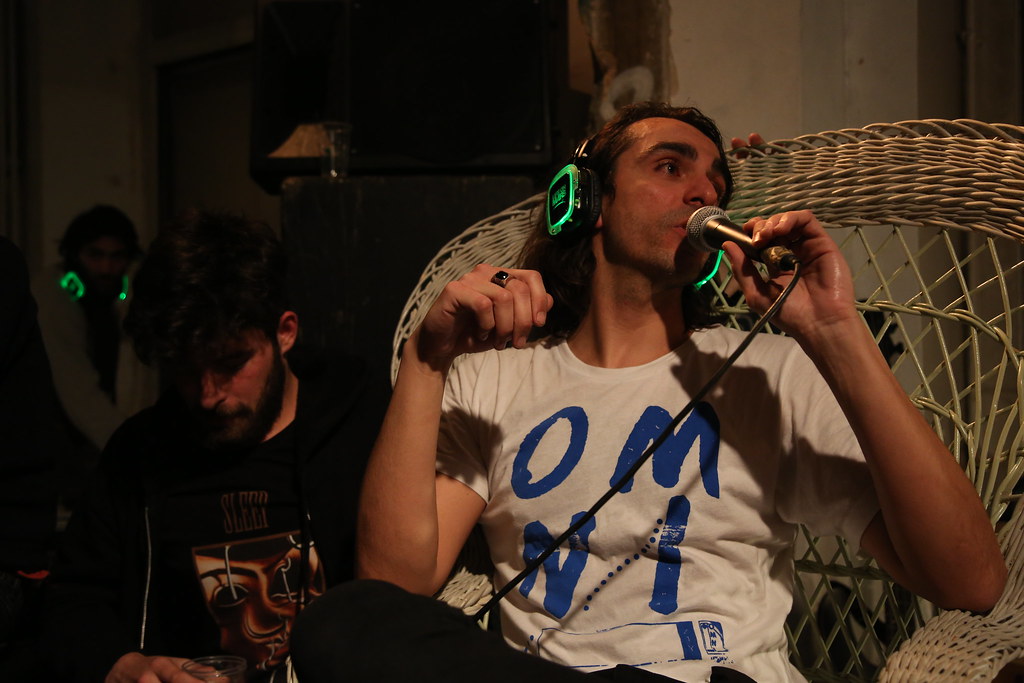 RADIO23