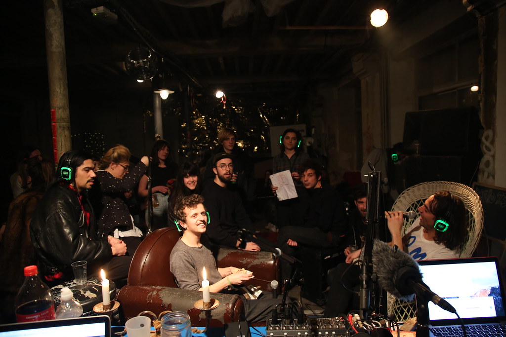 RADIO23