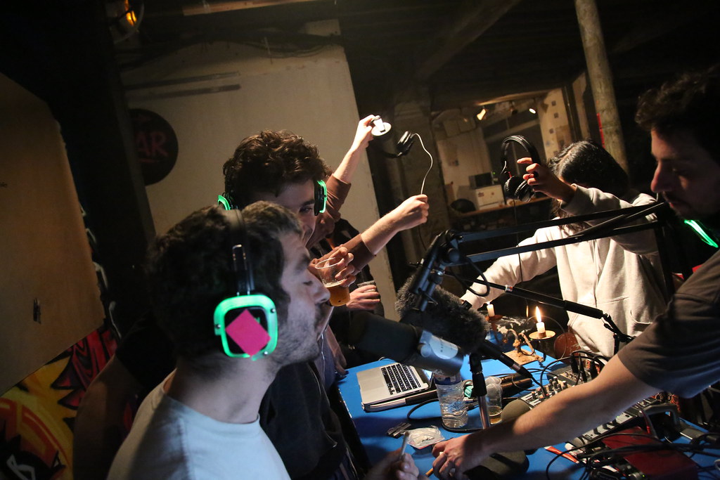 RADIO23